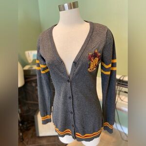 Harry Potter branded grey cardigan sweater, Gryffindor house. Size M.